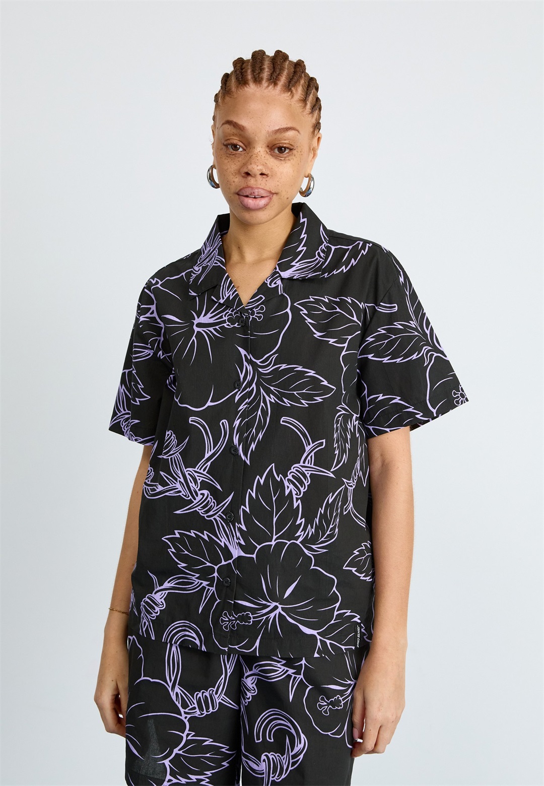 Santa Cruz MONO CABANA - Hemdbluse - black/lavender/schwarz