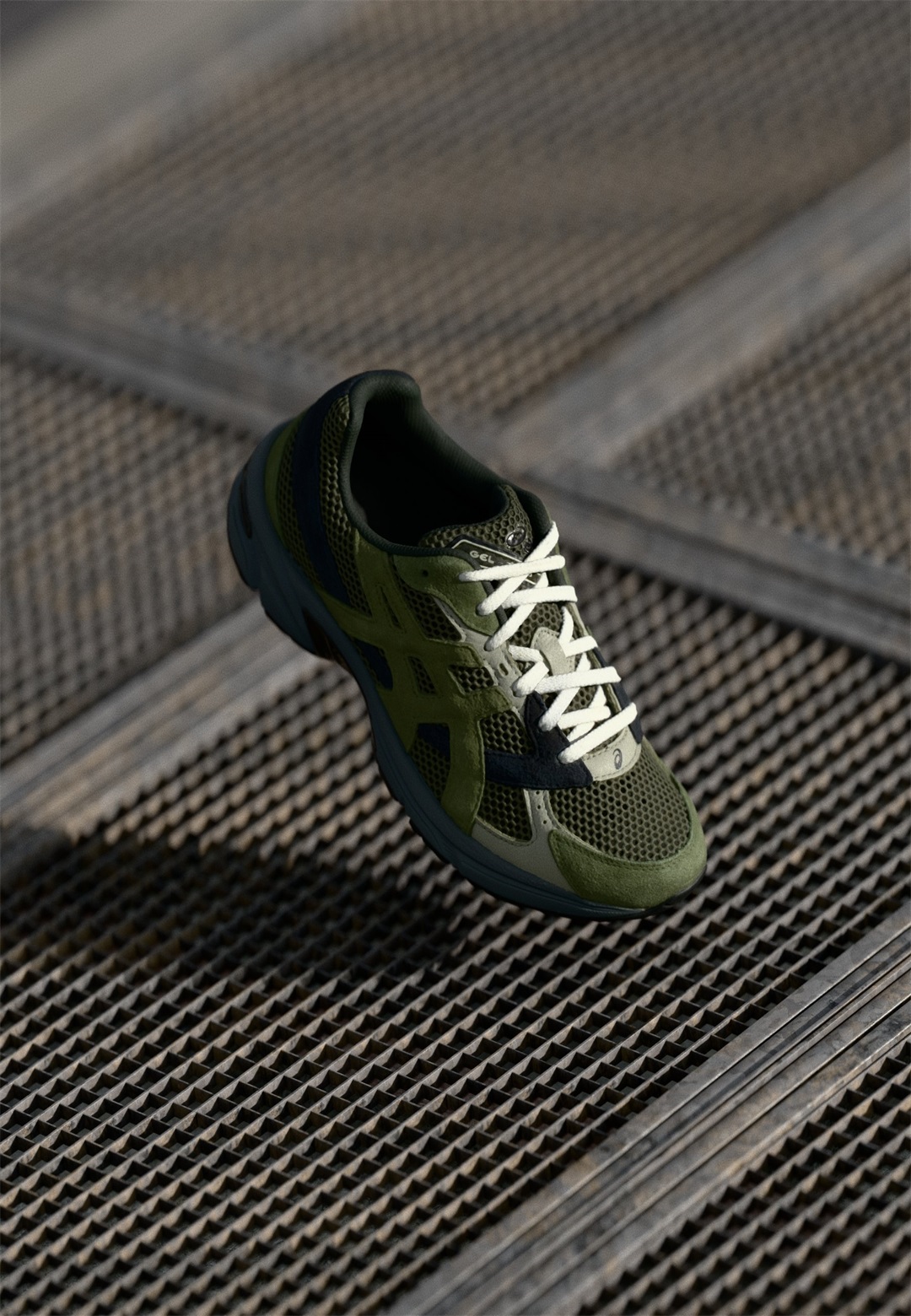 ASICS SportStyle GEL 1130 UNISEX - Sneaker low - olive/smog green/grün