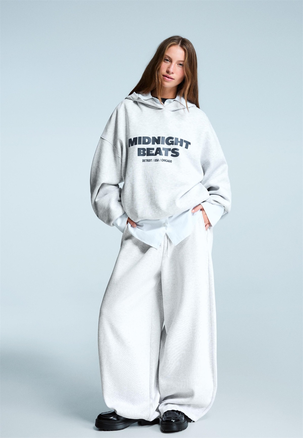 Bershka Kapuzenpullover - dark grey/dunkelgrau