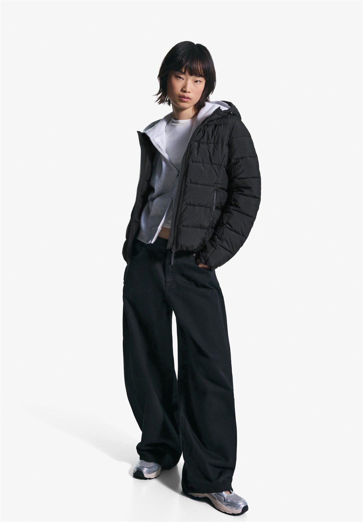 Bershka Winterjacke - black/schwarz