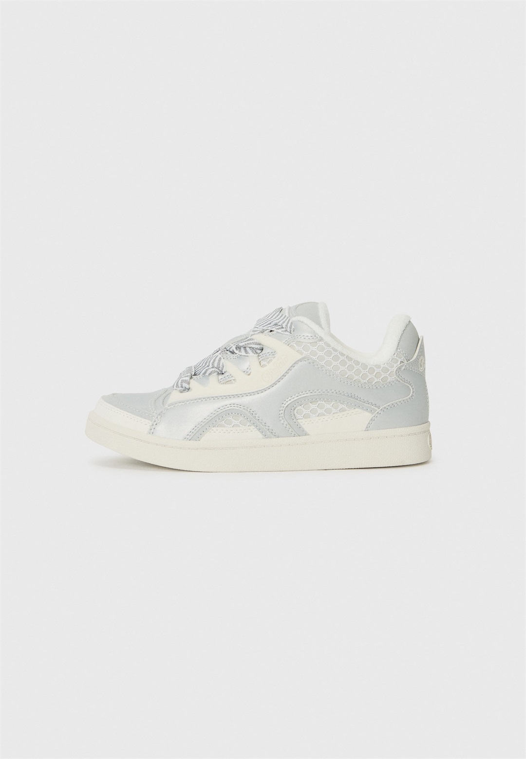 Buffalo LIBERTY - Skateschuh - silver-coloured/white/silberfarben