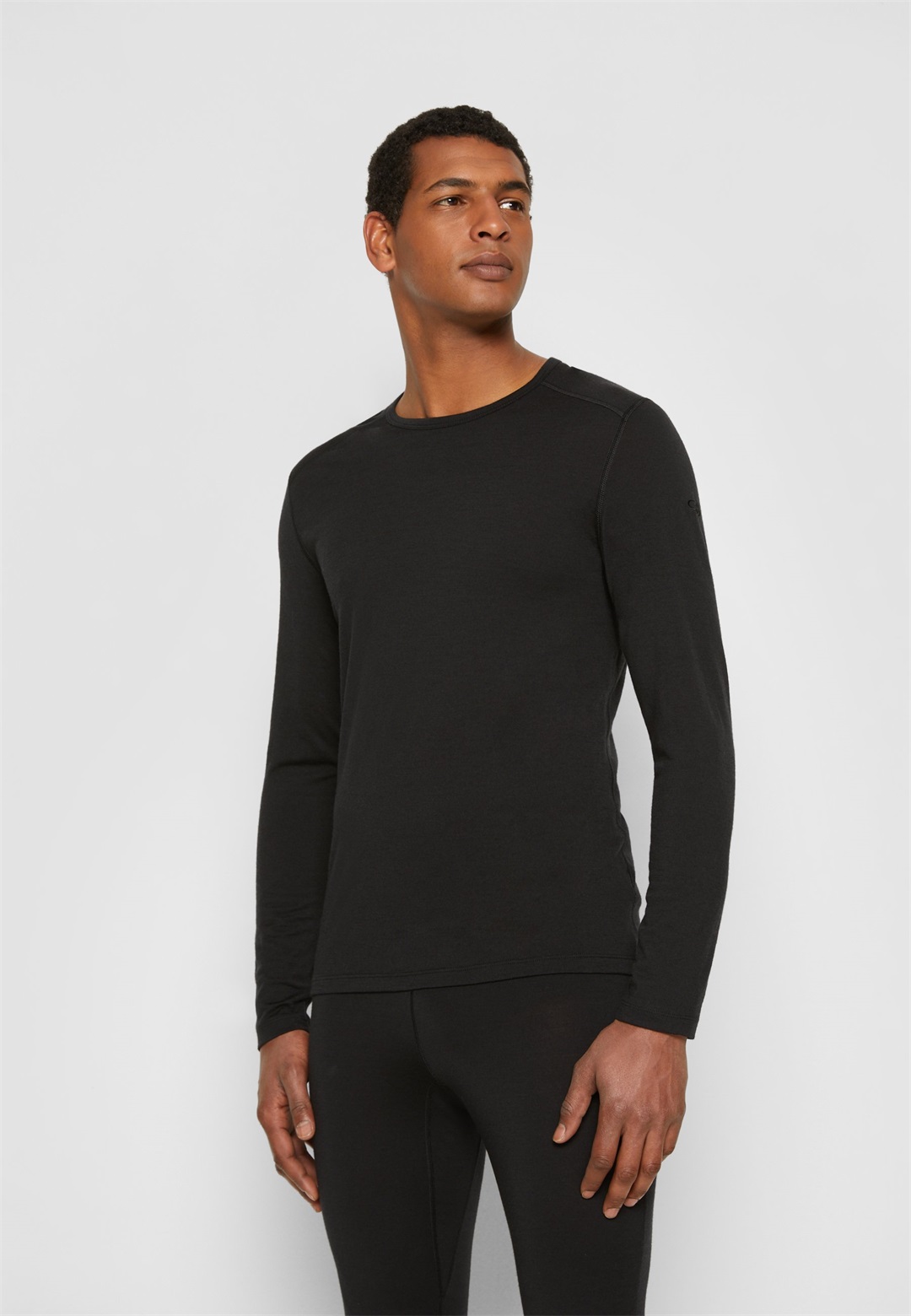 icebreaker MEN CREWE - Langarmshirt - BLACK/schwarz