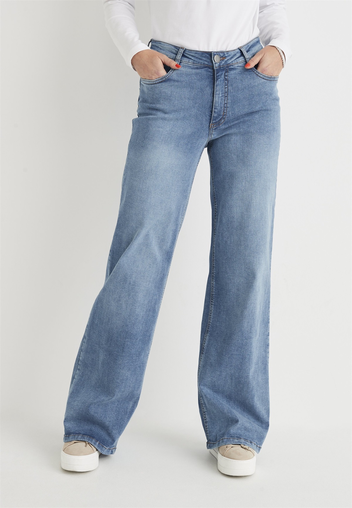 Cellbes of Sweden WITH HIGH WAIST - Flared Jeans - light blue denim/light-blue denim