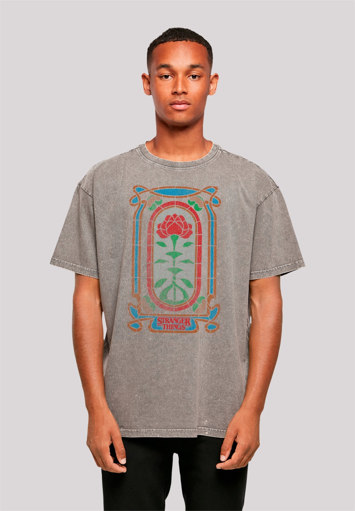 F4NT4STIC STRANGER THINGS WINDOW NETFLIX TV SERIES - T-Shirt print - asphalt/grau
