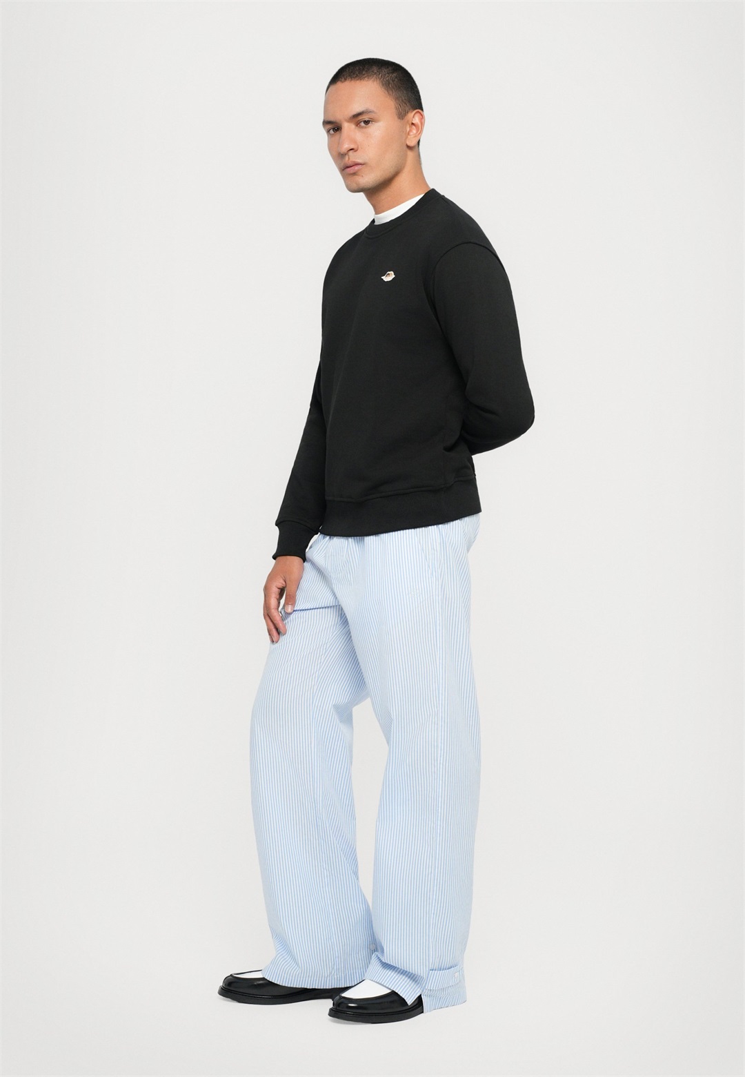 Fiorucci PATCH REGULAR FIT CREW NECK UNISEX - Sweatshirt - black/schwarz