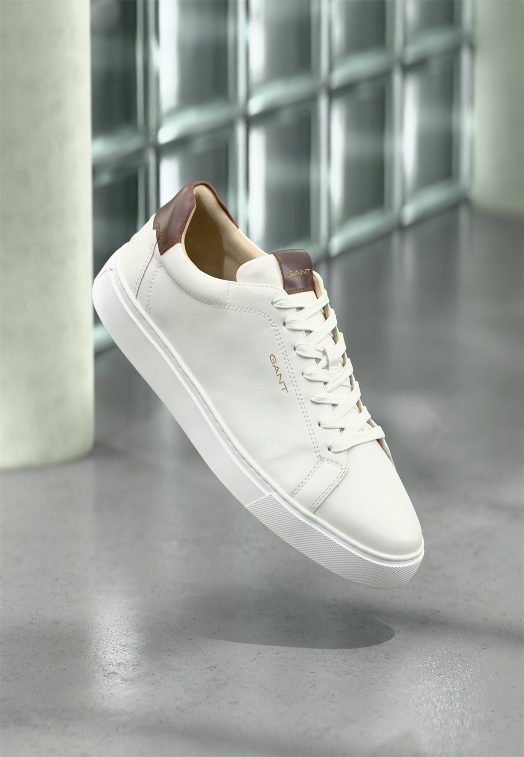 GANT MC JULIEN - Sneaker low - white/cognac/weiß