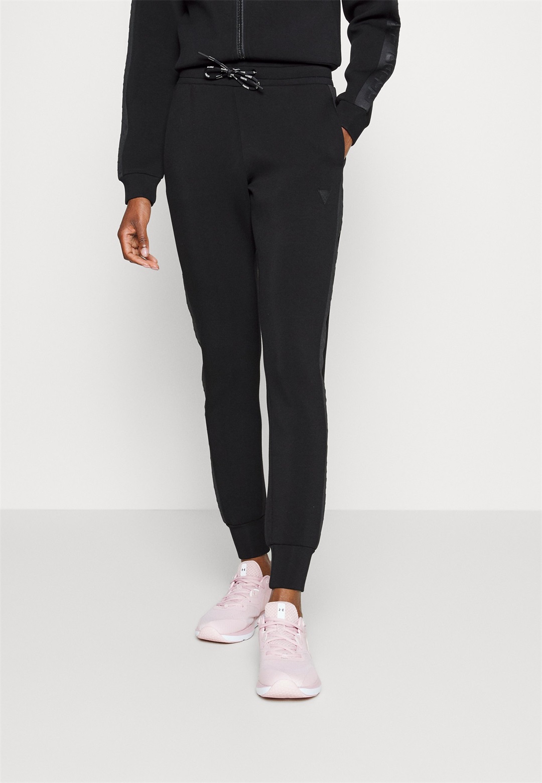 Guess ALLIE CUFF - Jogginghose - jet black/schwarz