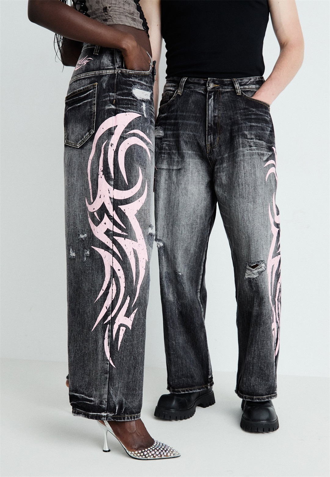 Jaded London TATTOO XL COLOSSUS UNISEX - Loose Jeans - dark grey/schwarz