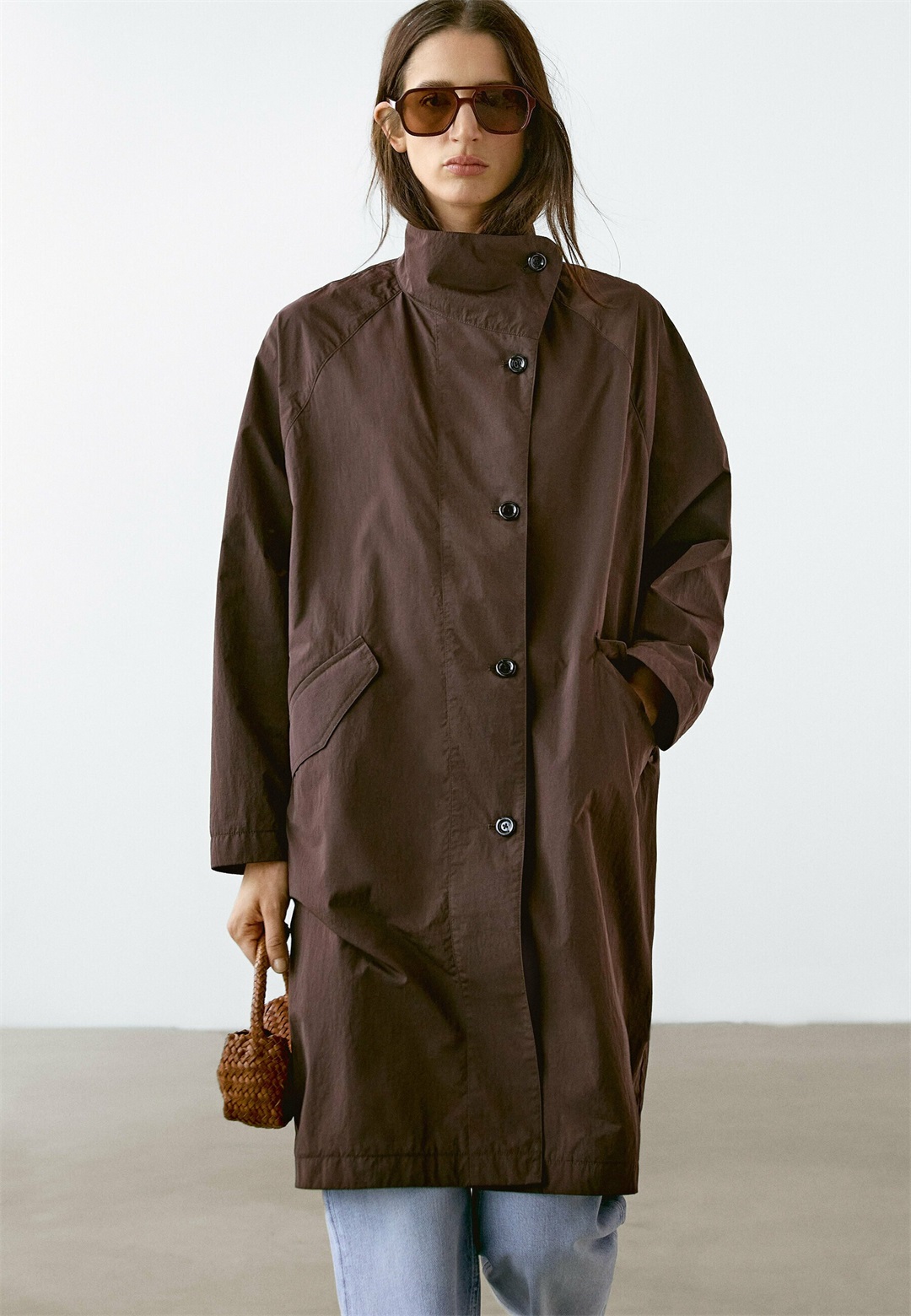 Massimo Dutti OVERSIZE FLOWING IN WATER-REPELLENT FABRIC - Trenchcoat - BROWN/braun