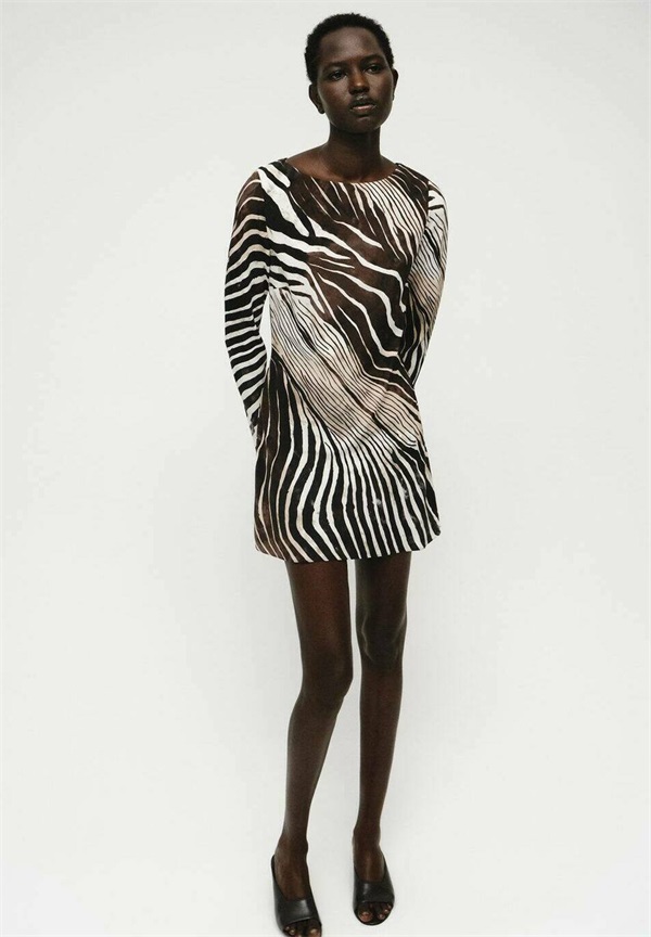 Mango ZEBRA WITH SLEEVES - Freizeitkleid - black/schwarz