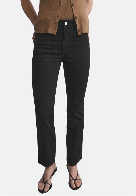 Mango SIENNA CROPPED - Jeans Slim Fit - black denim