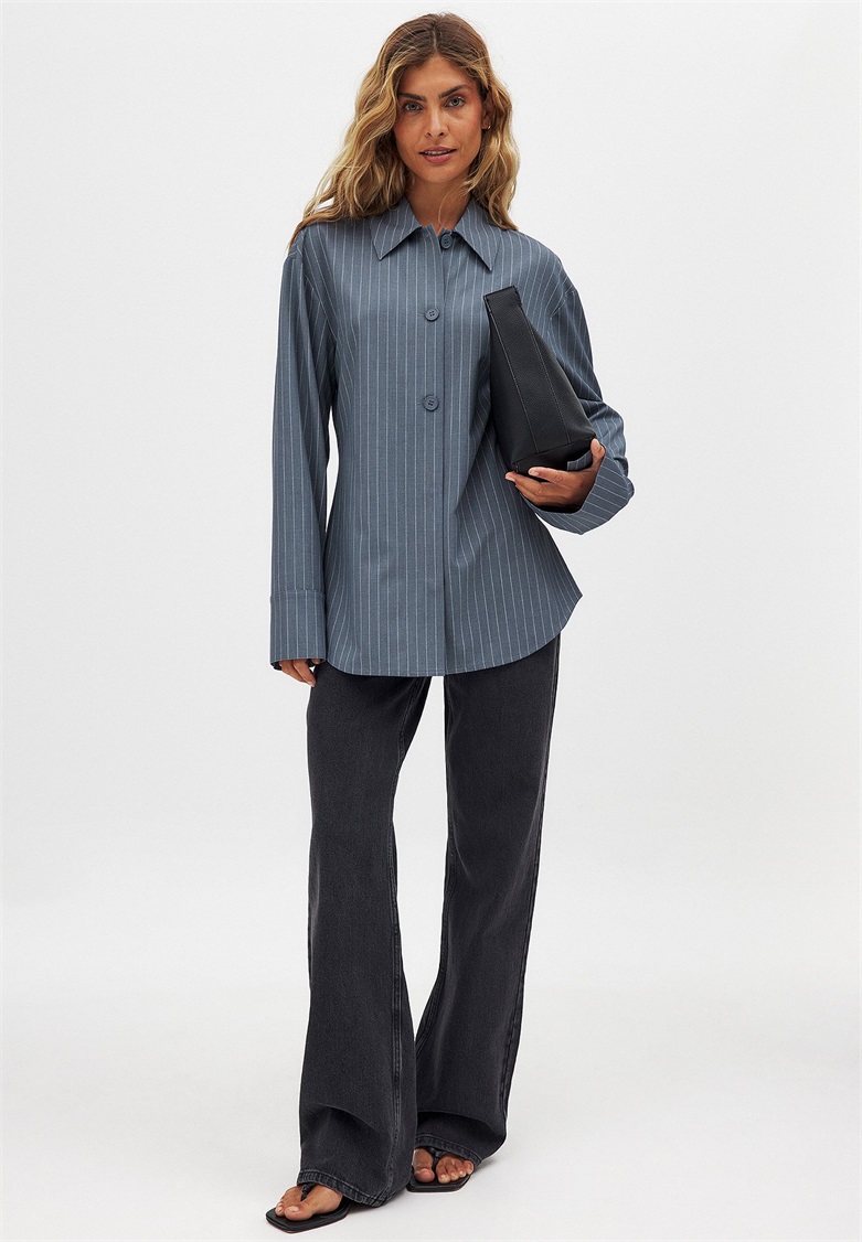 NA-KD TAILORED - Hemdbluse - light grey stripe/grau