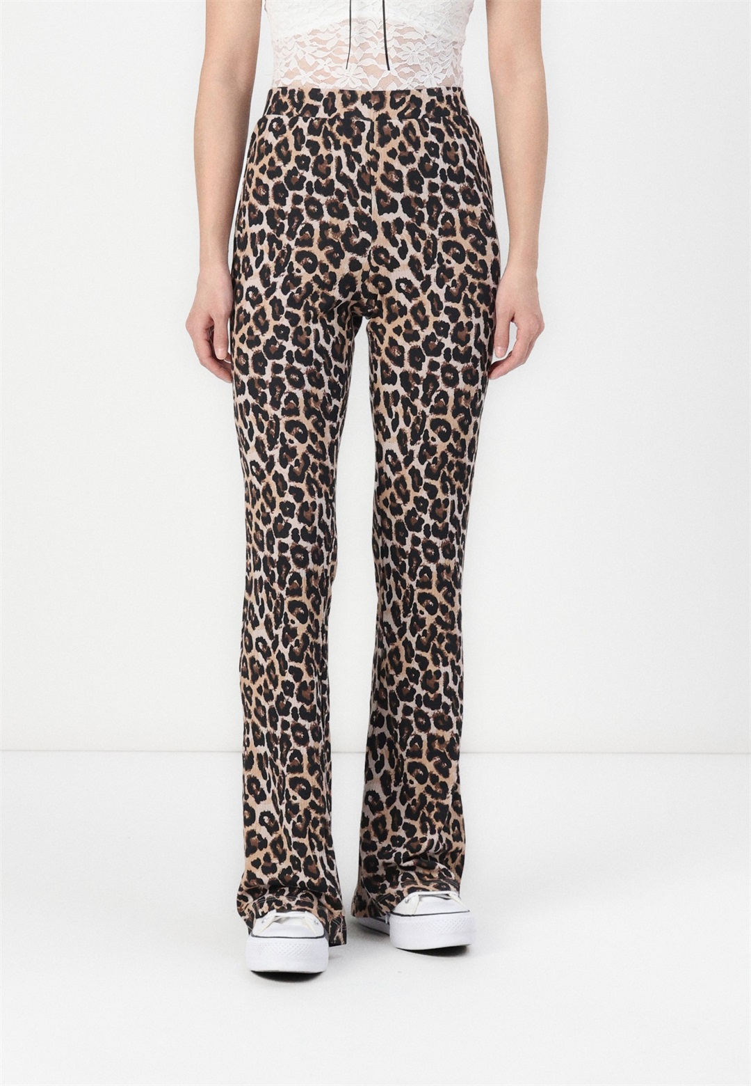 Noisy May NMPASA FLARED PANTS - Leggings - Hosen - black/schwarz