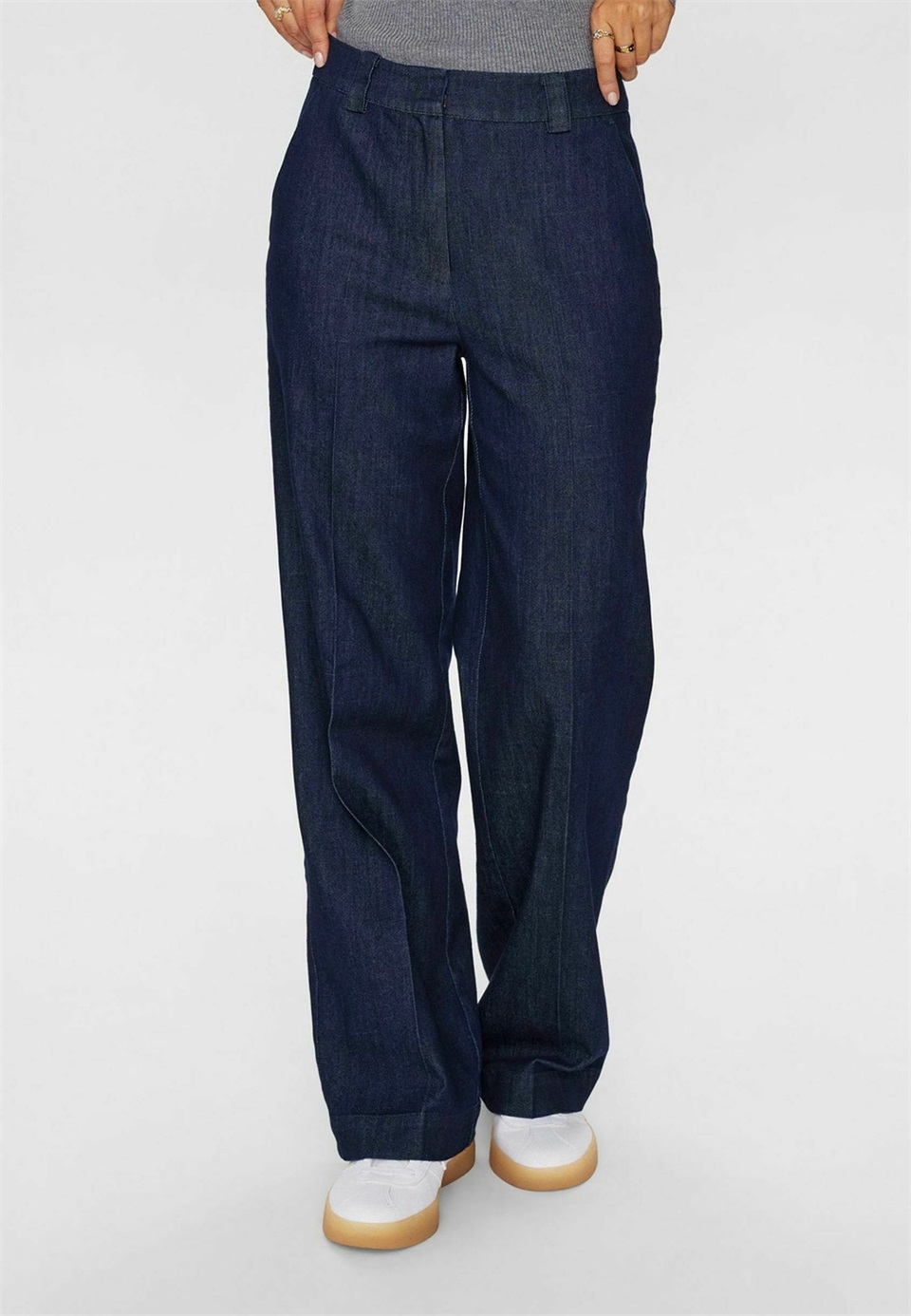 Nümph NUALETTA PANTS - Jeans Relaxed Fit - dark blue denim/dark-blue denim