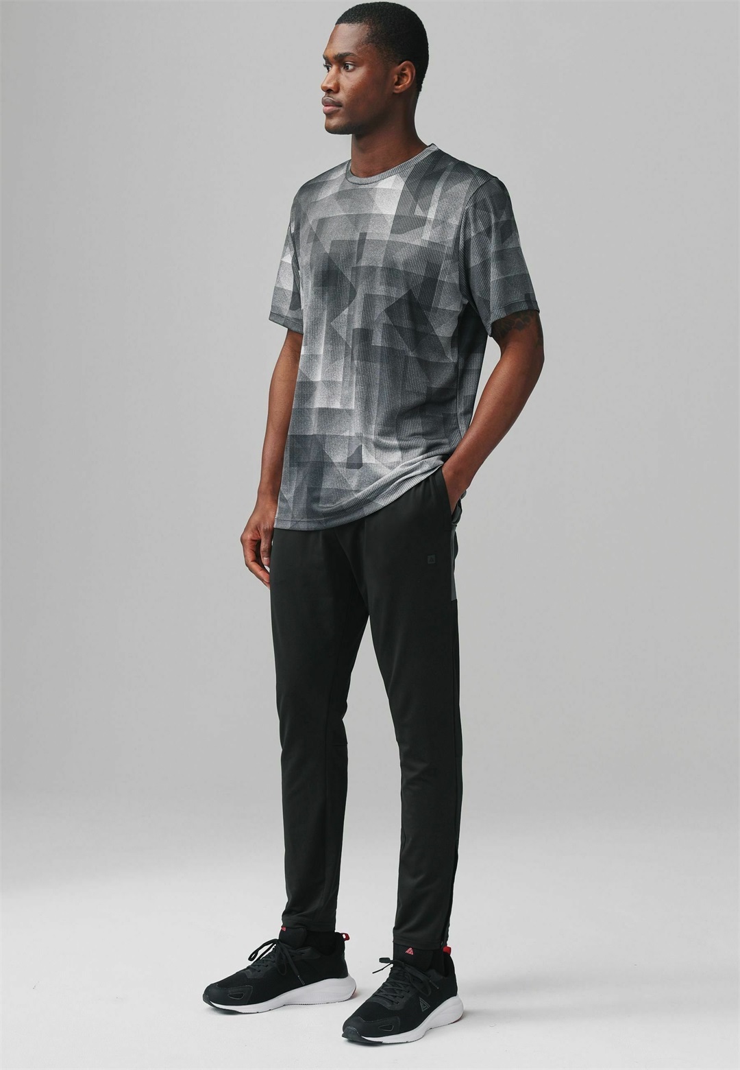 Next ACTIVE SPORTS JOGGERS STANDARD - Jogginghose - black grey/schwarz