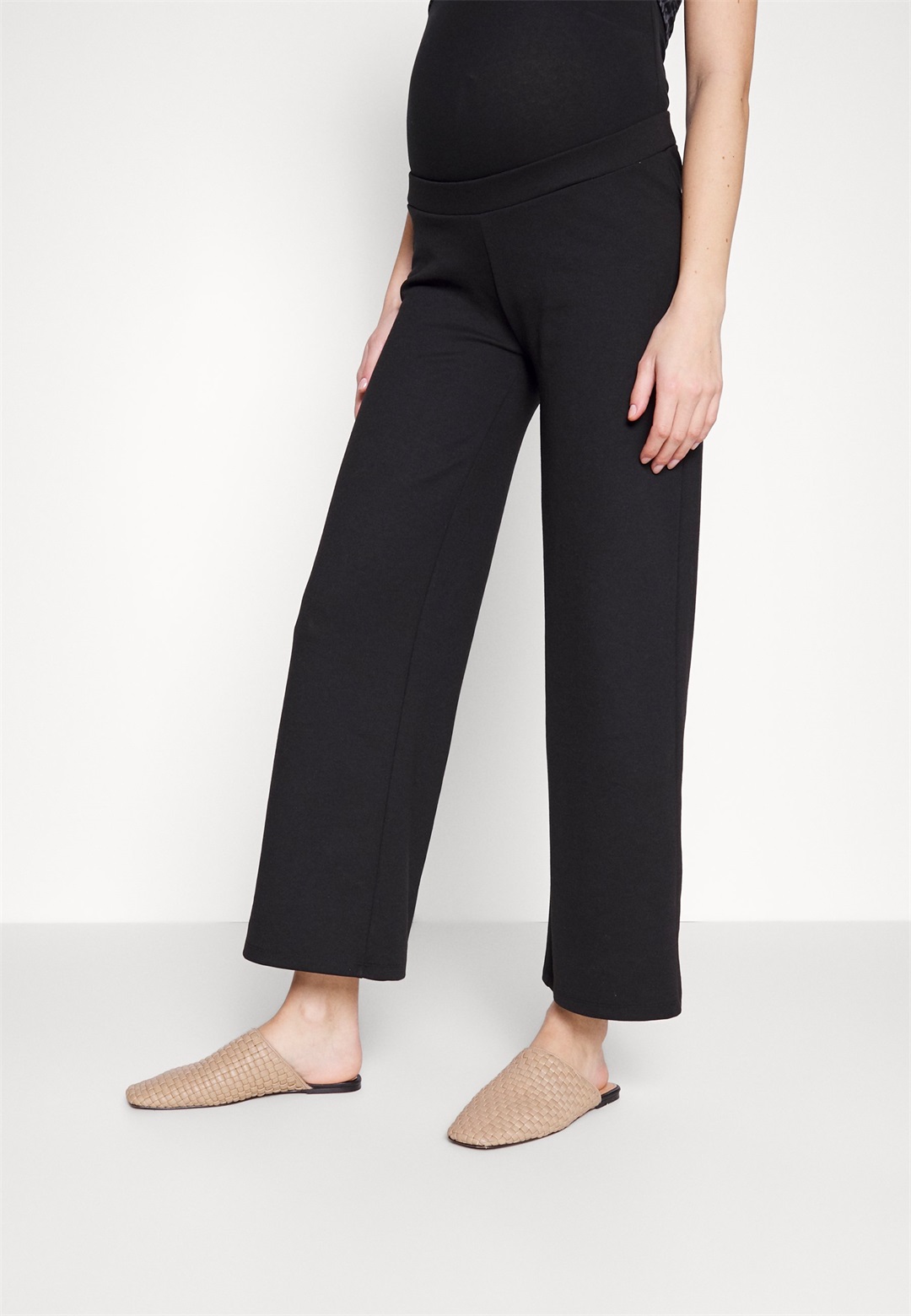 ONLY MATERNITY OLMFEVER WIDE PANTS - Stoffhose - black/schwarz