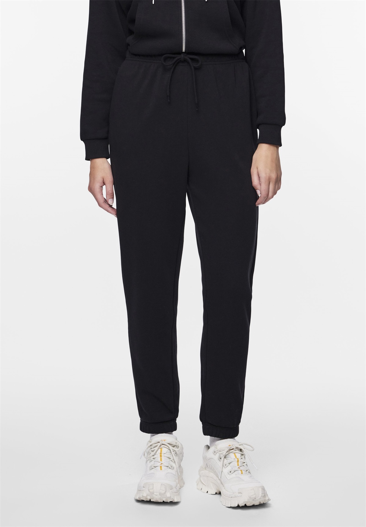 Pieces PCCHILLI NOOS - Jogginghose - black/schwarz