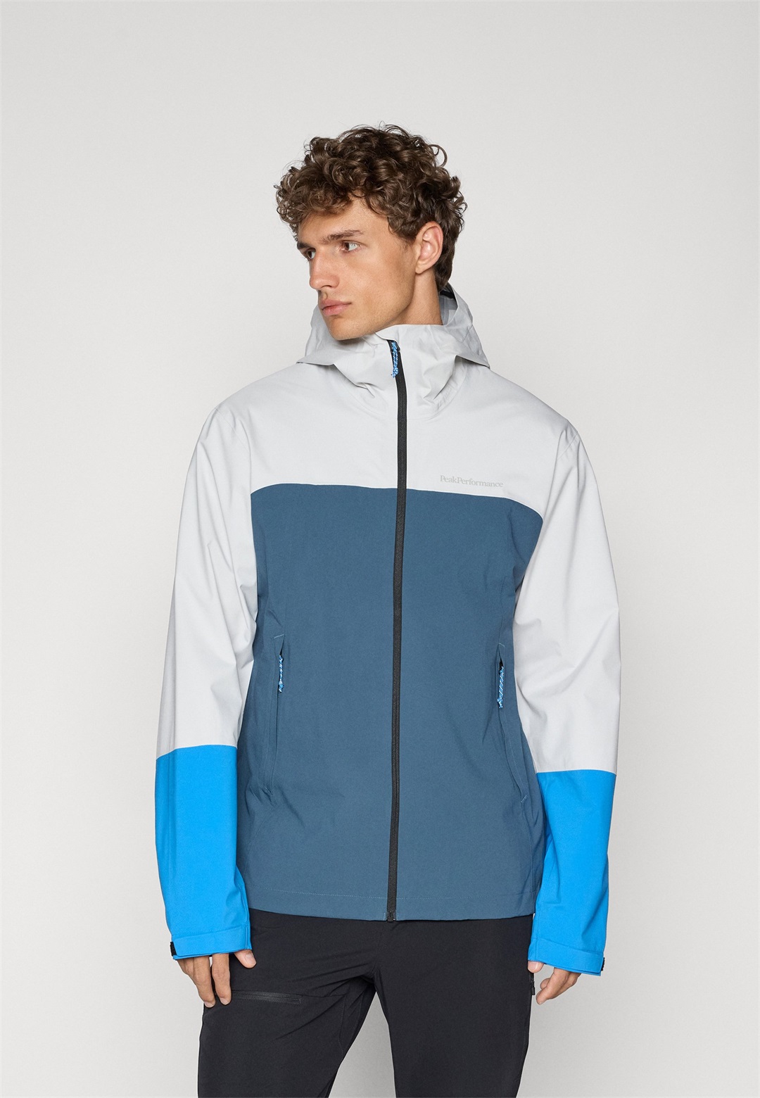 Peak Performance TRAIL JACKET - Hardshelljacke - antarctica/mountain lake/offwhite