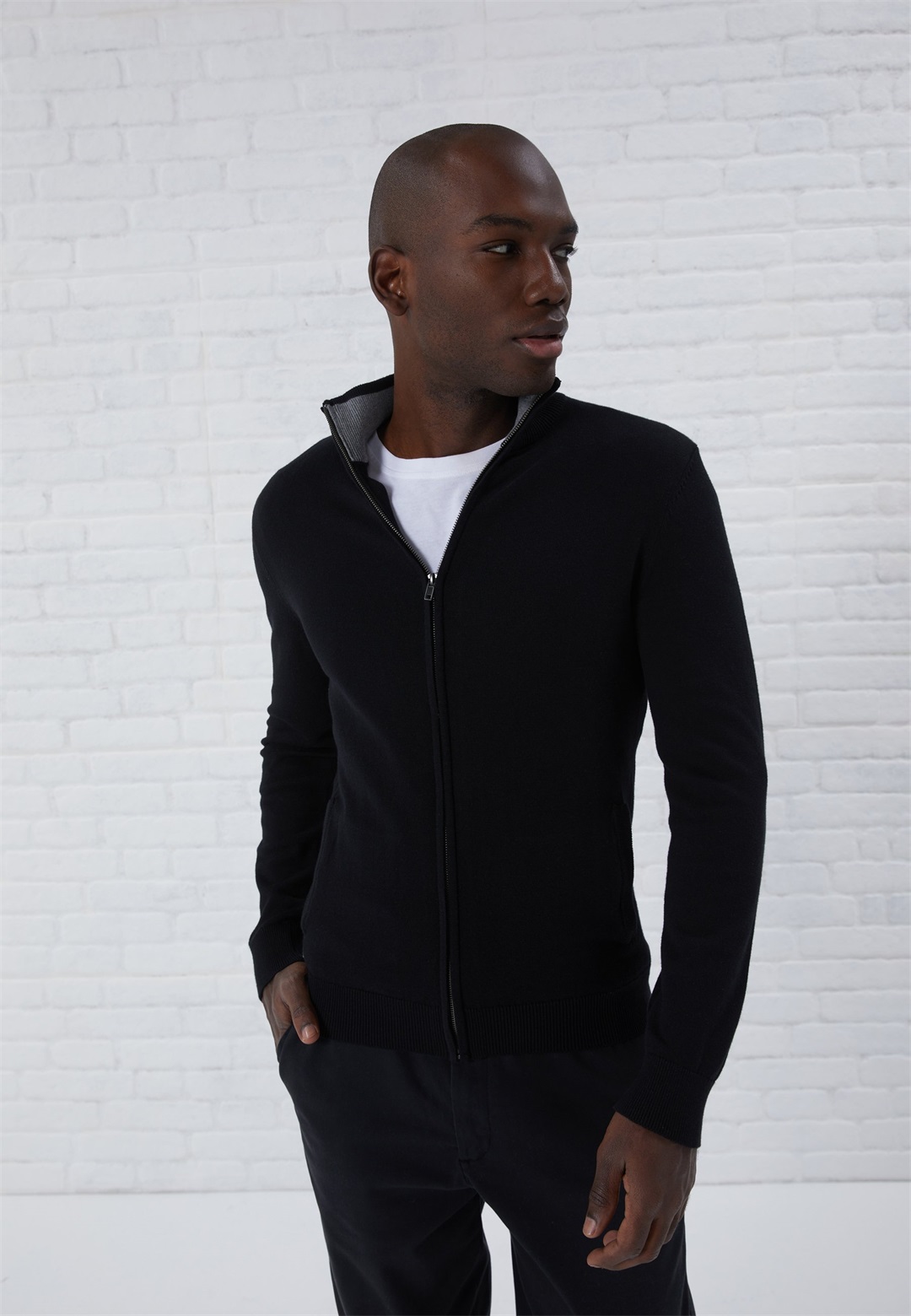 Pier One Strickjacke - black/schwarz