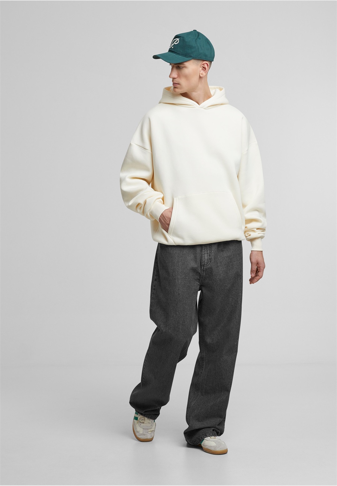 PROHIBITED UNISEX OVERSIZED - Kapuzenpullover - cream/beige