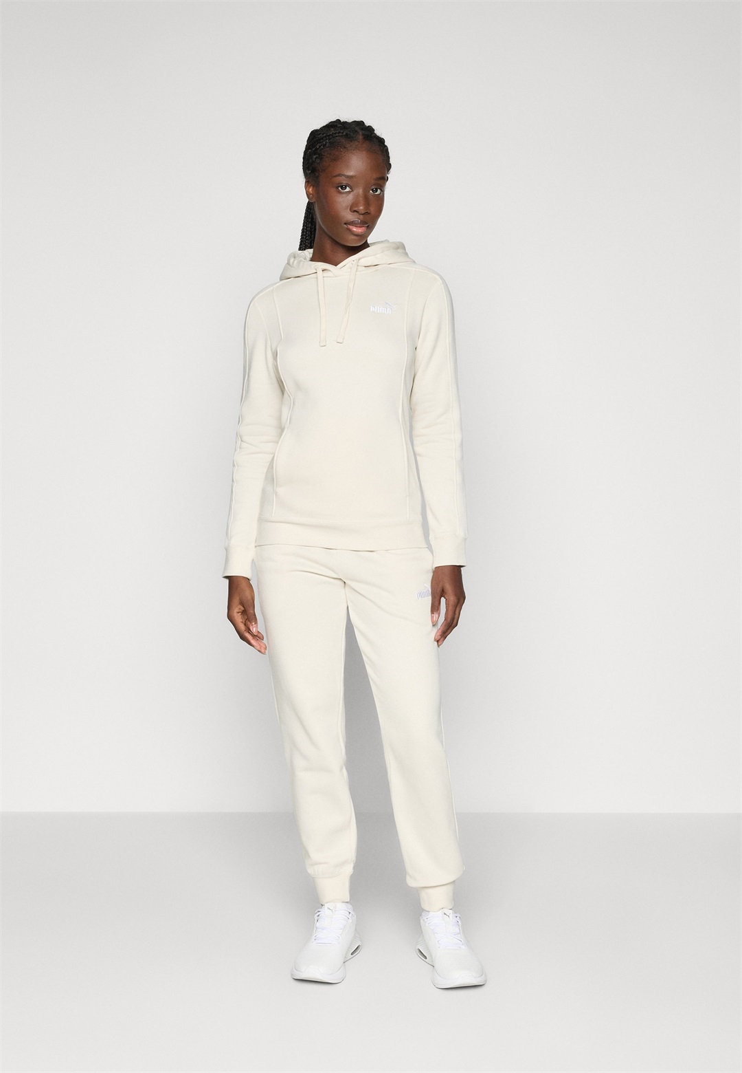 Puma SET - Jogginghose - alpine snow/offwhite