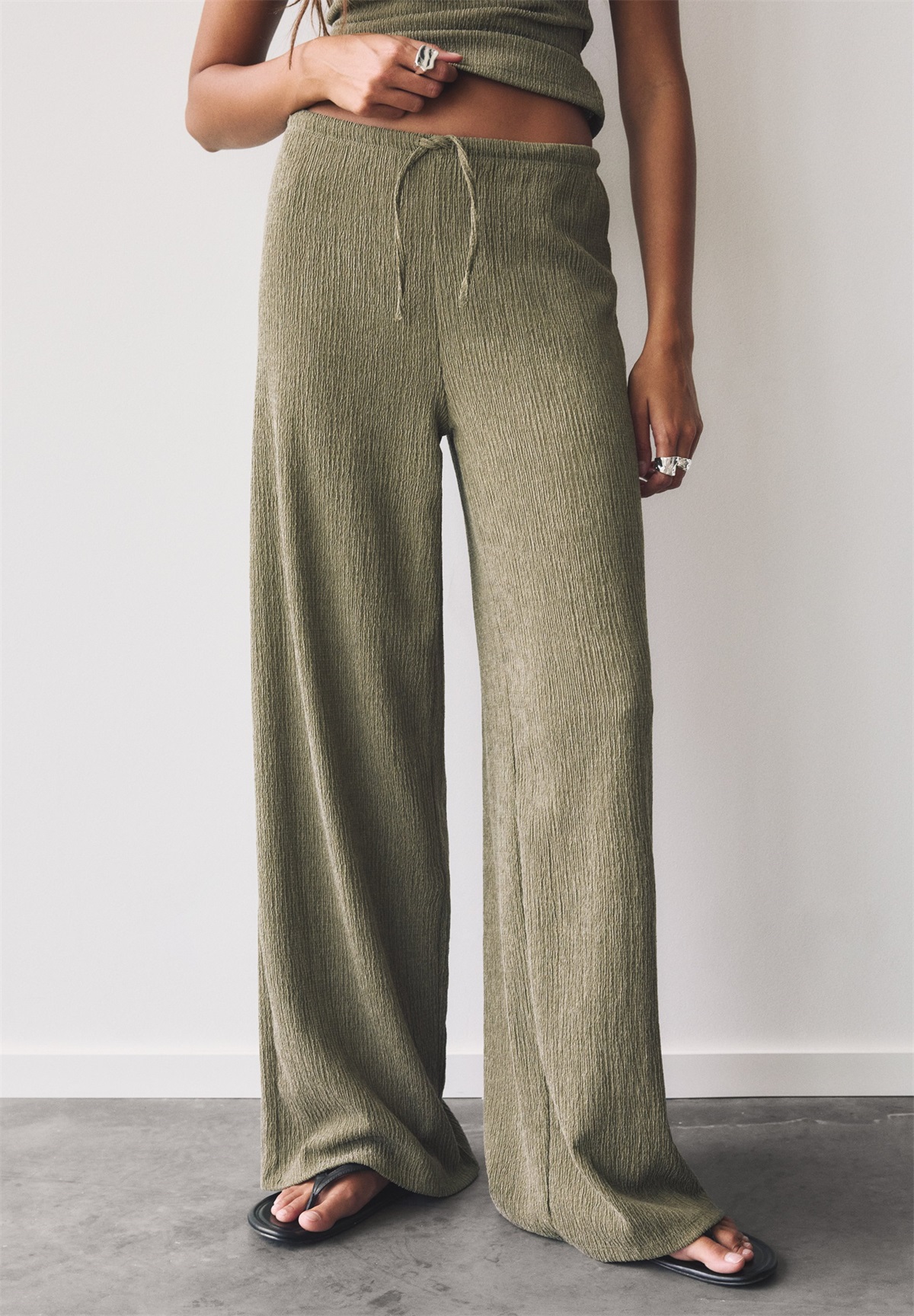 PULL&BEAR Stoffhose - khaki