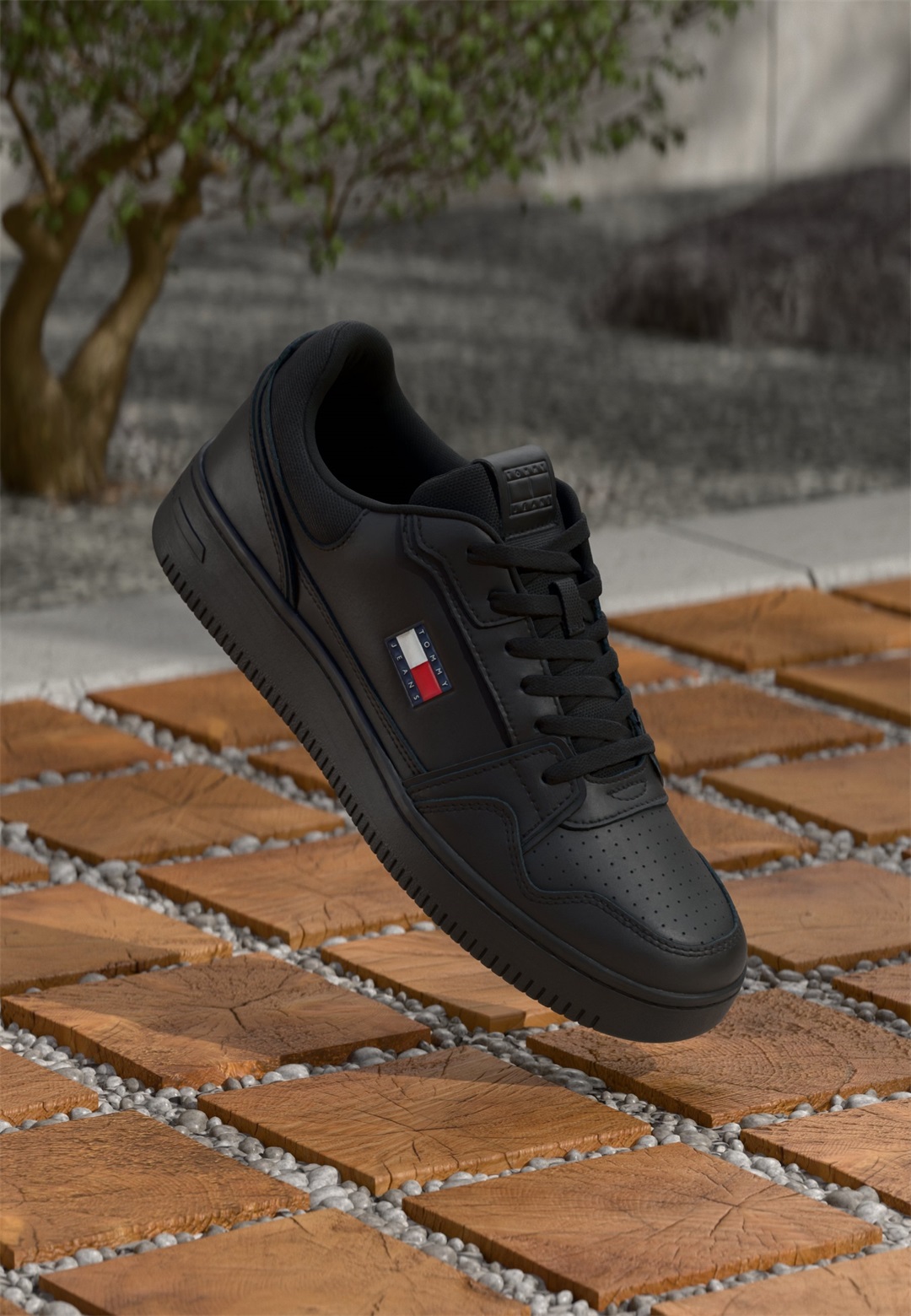 Tommy Jeans RETRO BASKET - Sneaker low - black/schwarz