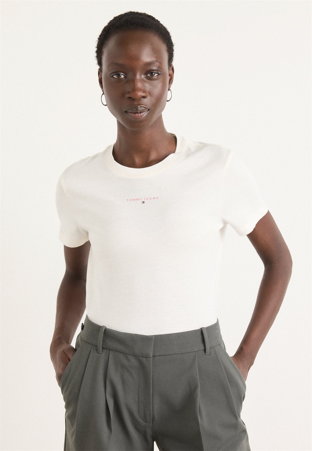 Tommy Jeans LINEAR TEE - T-Shirt basic - ancient white/weiß