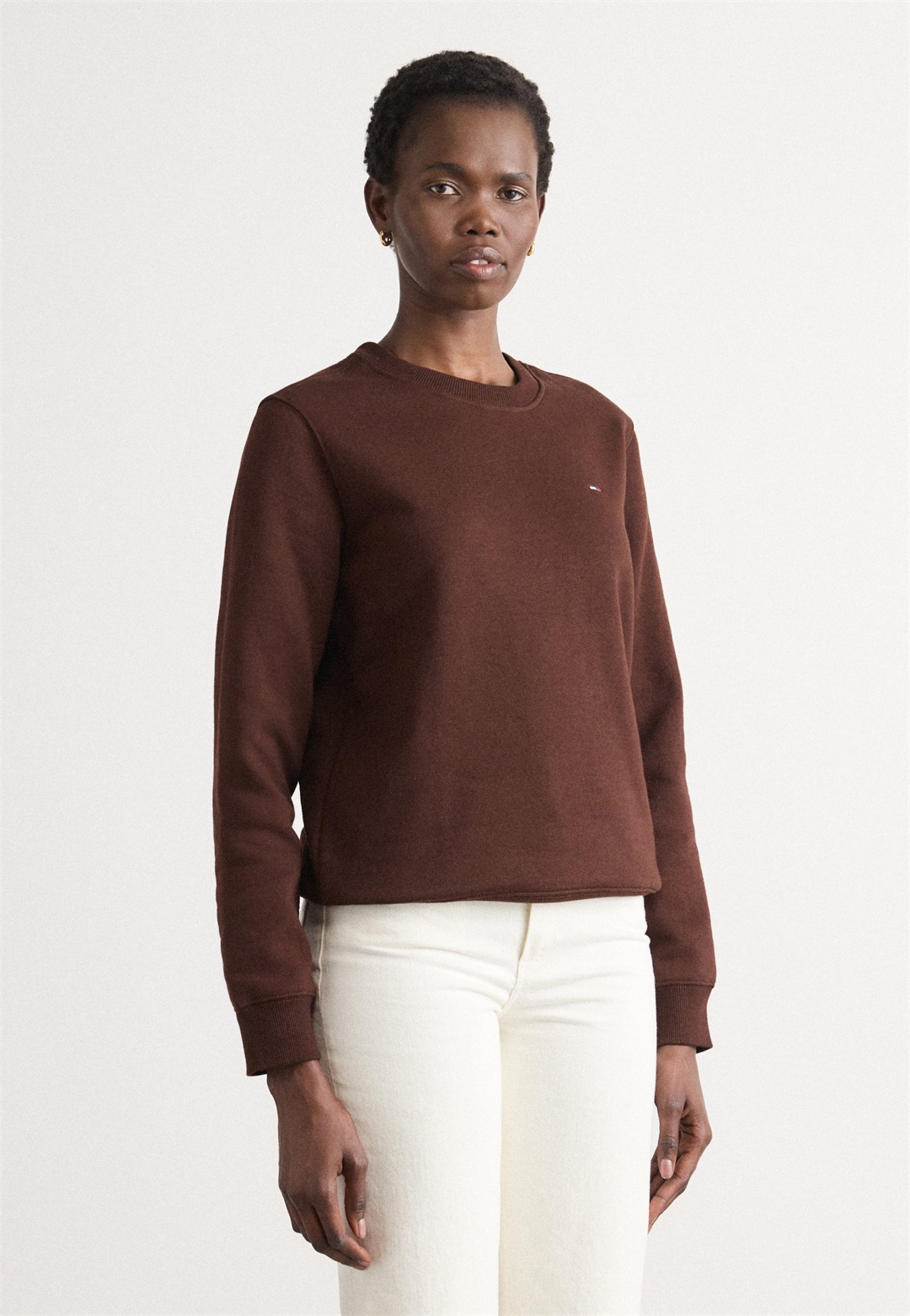 Tommy Jeans FLAG CREW - Sweatshirt - rich brown/braun