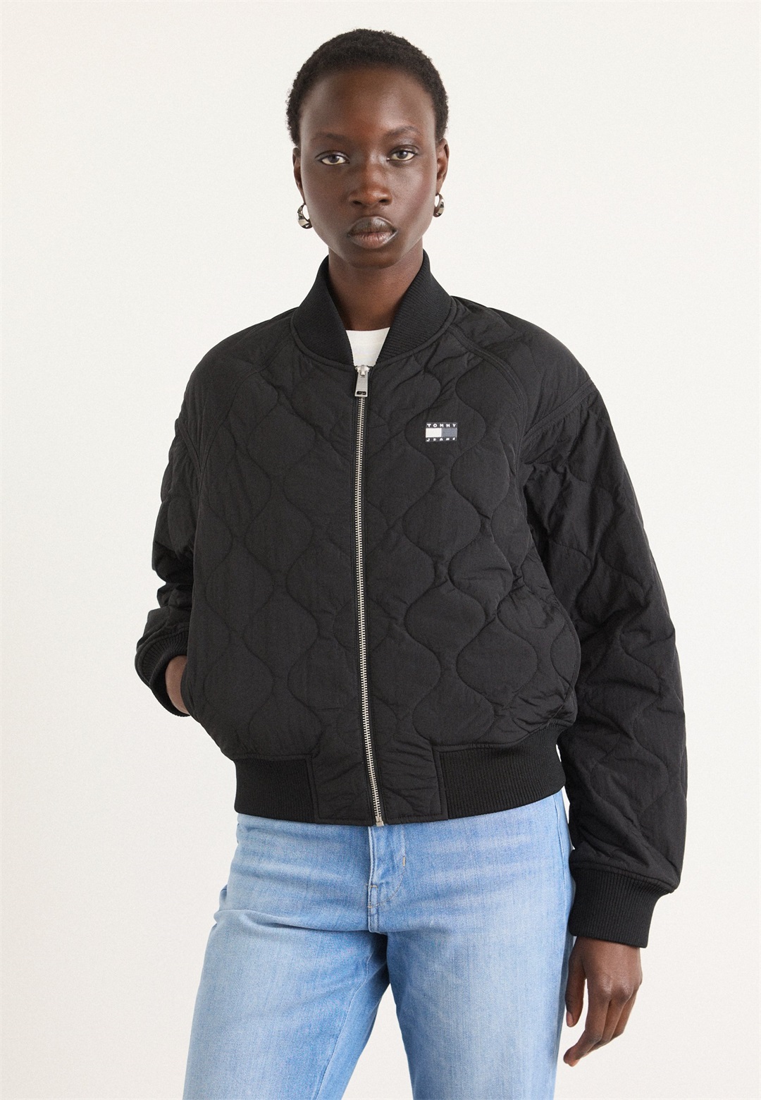 Tommy Jeans Bomberjacke - black/schwarz