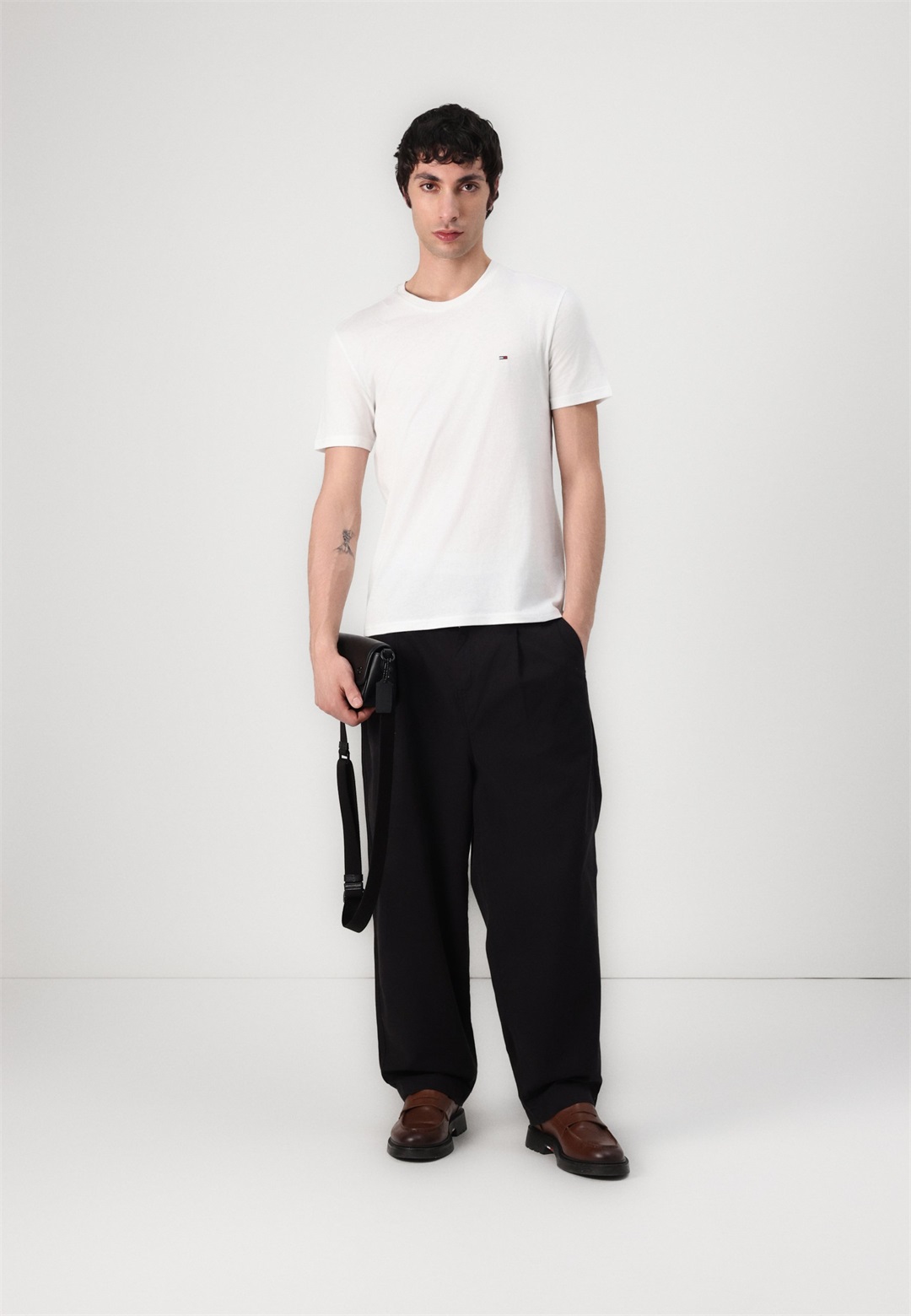 Tommy Jeans SLIM TEE 3 PACK - T-Shirt basic - ecru/blu/schwarz