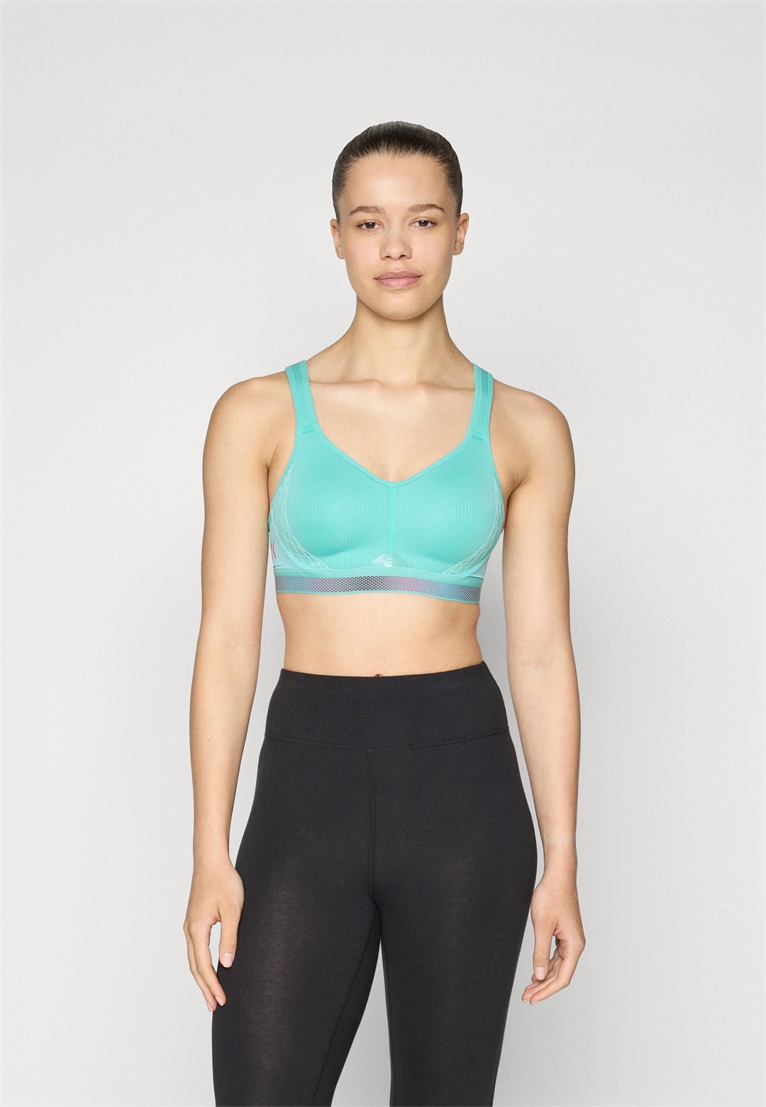 triaction by Triumph CARDIO FLOW - Sport-BH mit starker Stützkraft - ice drop/mint triaction by Triumph CARDIO FLOW - Sport-BH mit starker Stützkraft - ice drop/mint