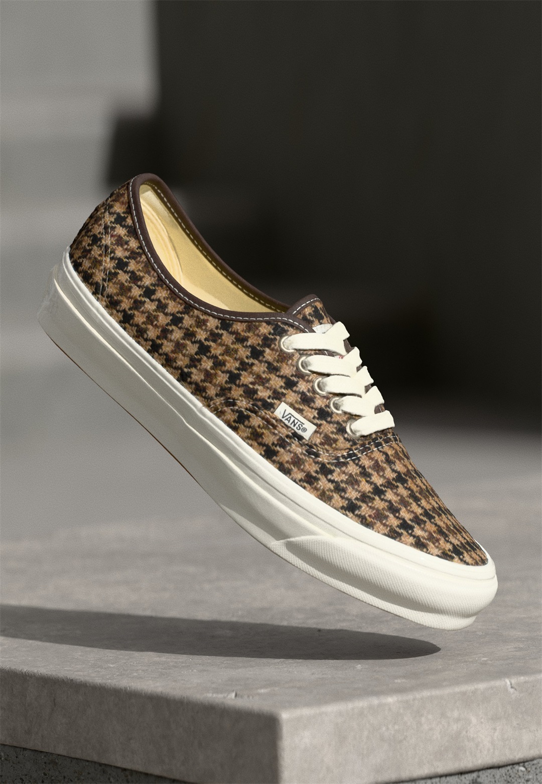 Vans LX AUTHENTIC HARRIS TWEED UNISEX - Sneaker low - brown/braun