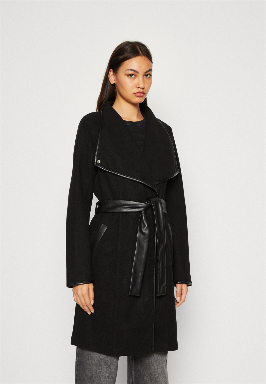 Vero Moda VMWATERFALL POP - Klassischer Mantel - black/schwarz