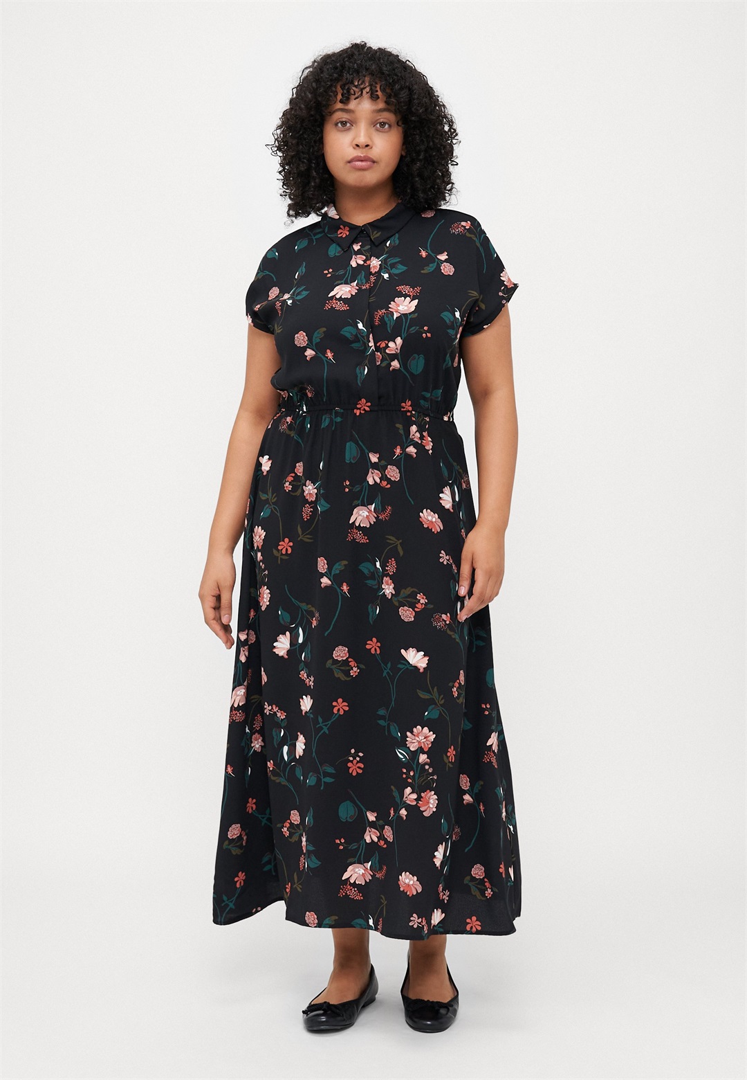 Vero Moda Curve VMNEWHALLIE LONG DRESS - Maxikleid - black/schwarz
