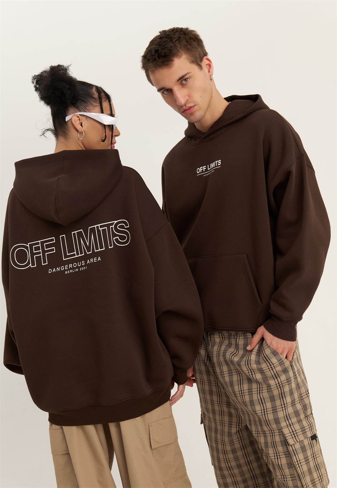 YOURTURN UNISEX - Kapuzenpullover - brown/braun