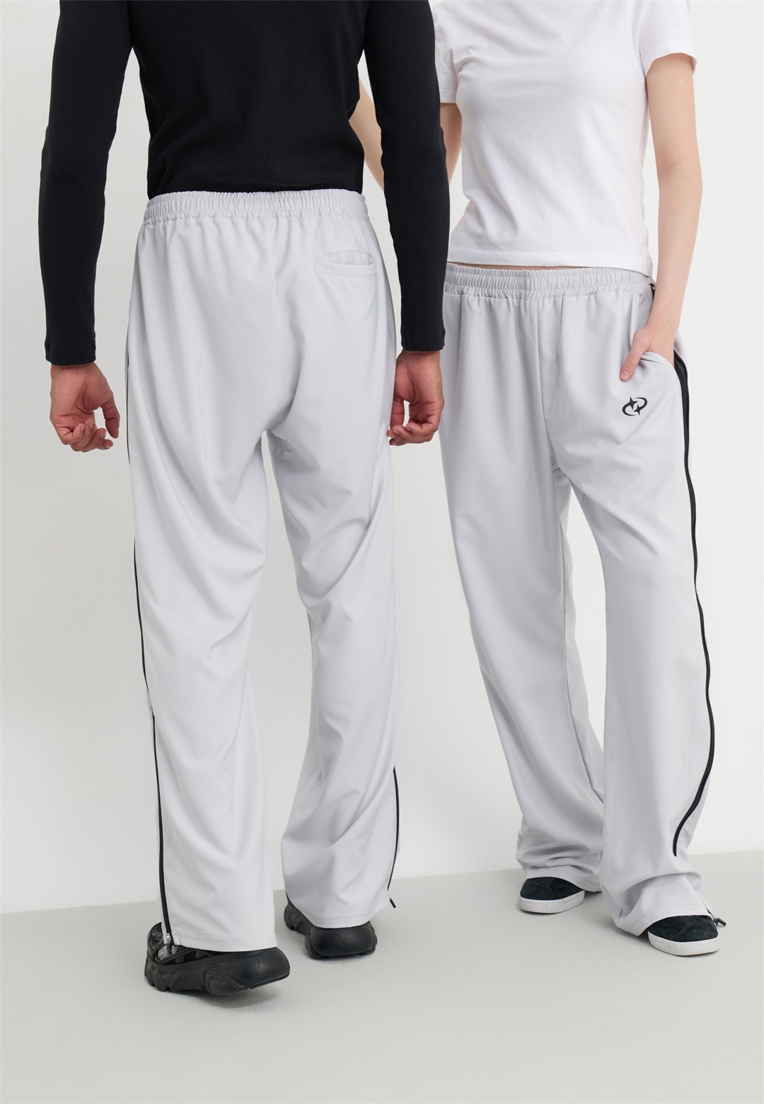 YOURTURN UNISEX - Jogginghose - mottled light grey/hellgrau-meliert