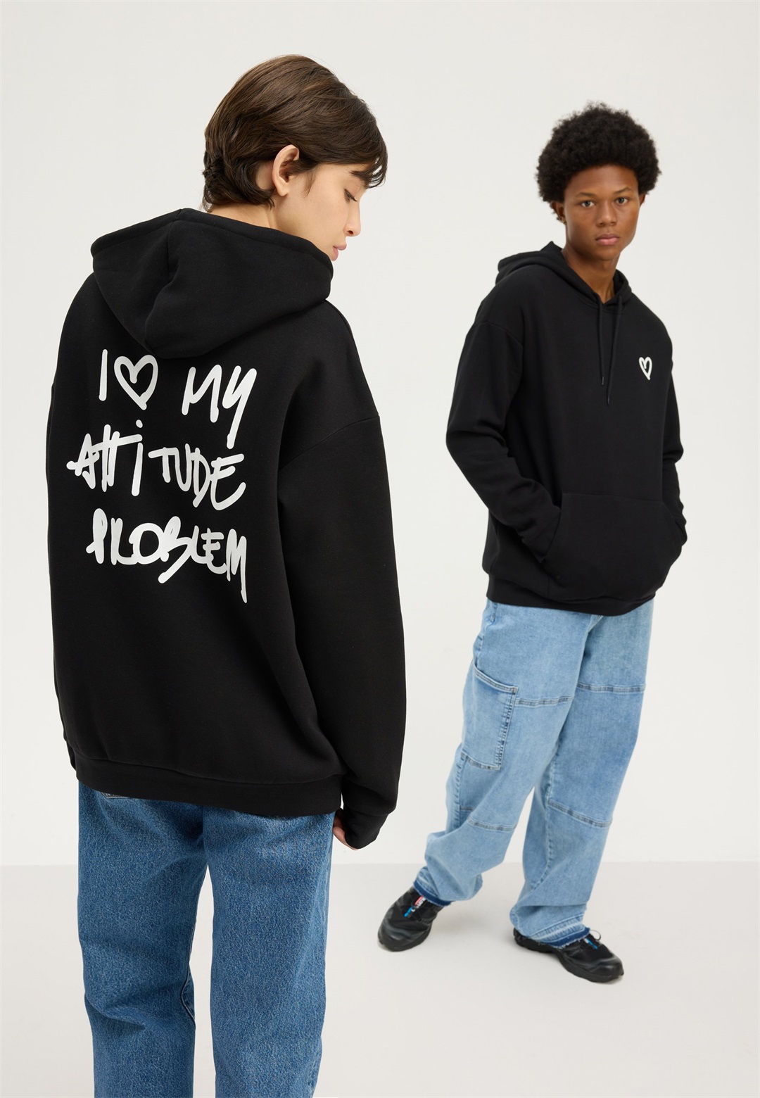 YOURTURN UNISEX - Sweatshirt - black/schwarz