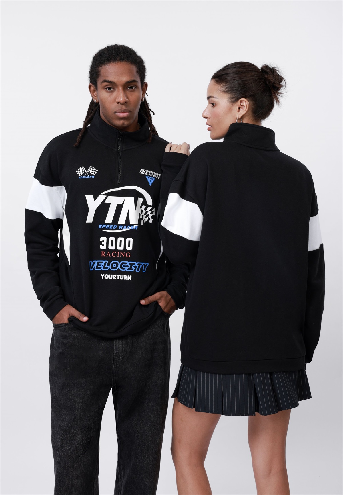 YOURTURN UNISEX - Sweatshirt - black/schwarz